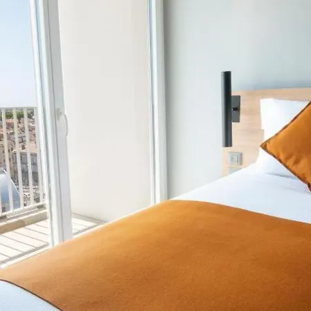 Belaroia Centre Saint Roch Hotel 4*