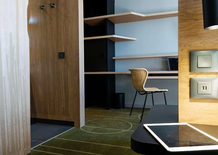 Belaroia Centre Saint Roch Hotel 4*