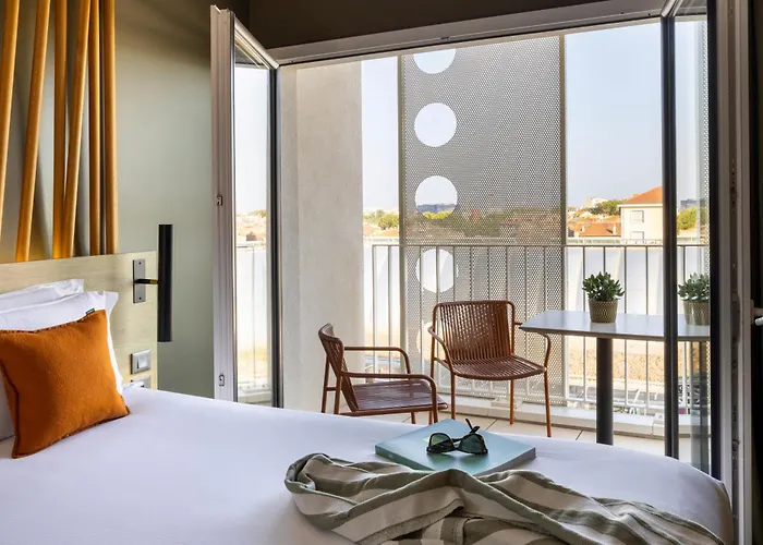 Belaroia Centre Saint Roch Hotel 4*